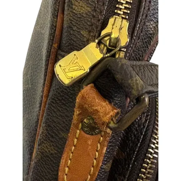 Louis Vuitton Vintage Monogram Amazon Bag. Authenticated. - Picture 4 of 16